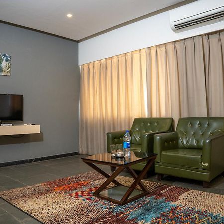 Hotel Dwarawata ดาร์วาด ภายนอก รูปภาพ