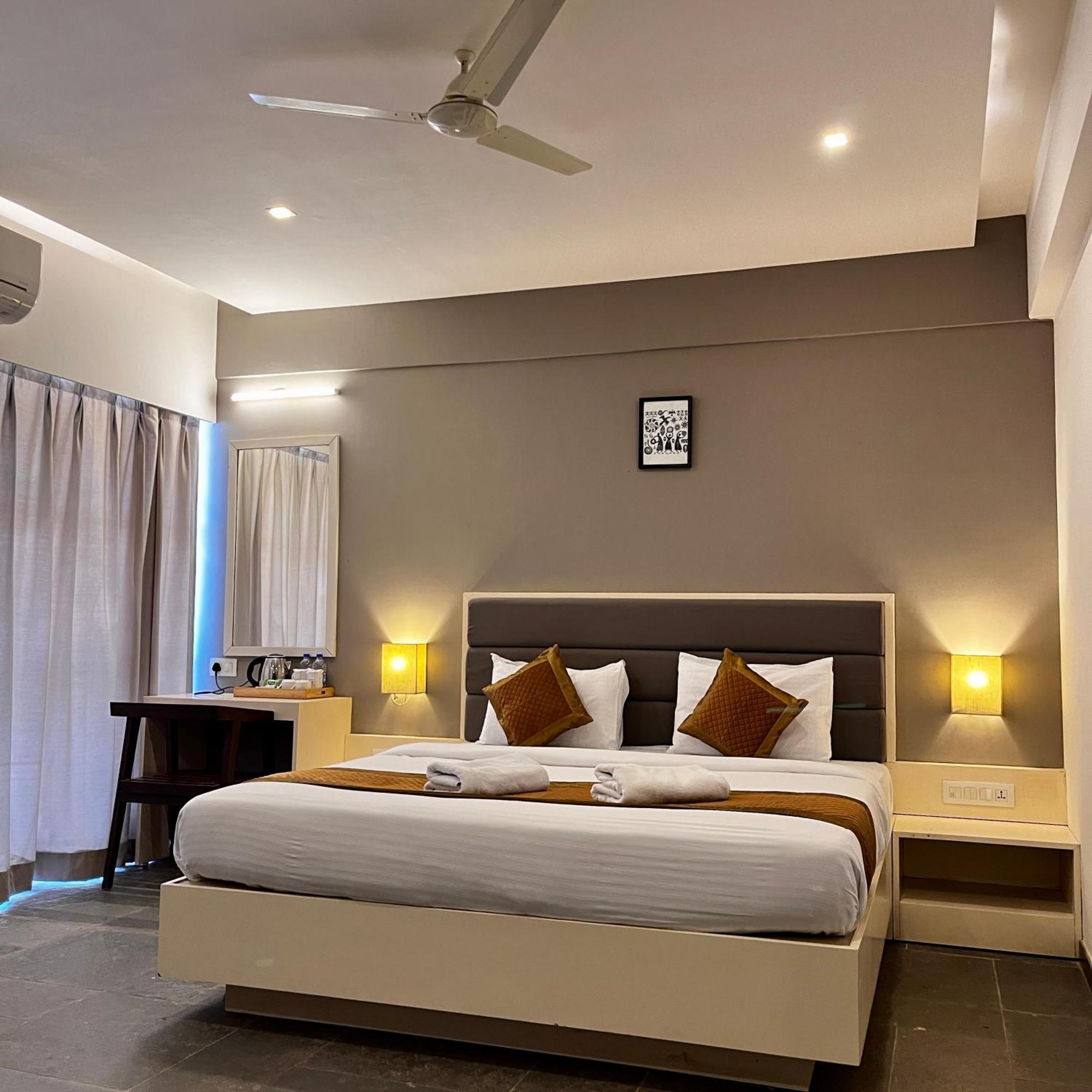Hotel Dwarawata ดาร์วาด ภายนอก รูปภาพ