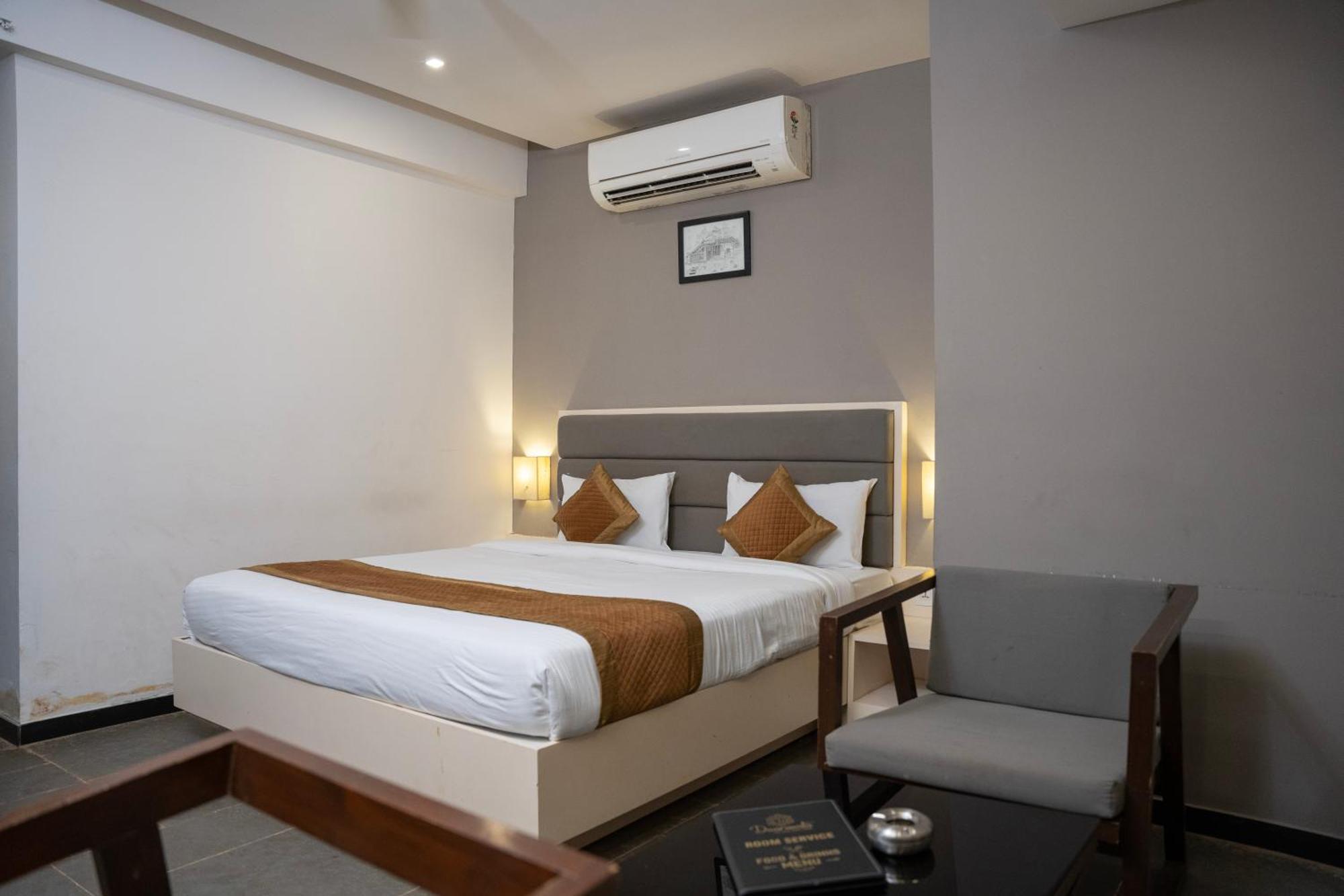 Hotel Dwarawata ดาร์วาด ภายนอก รูปภาพ