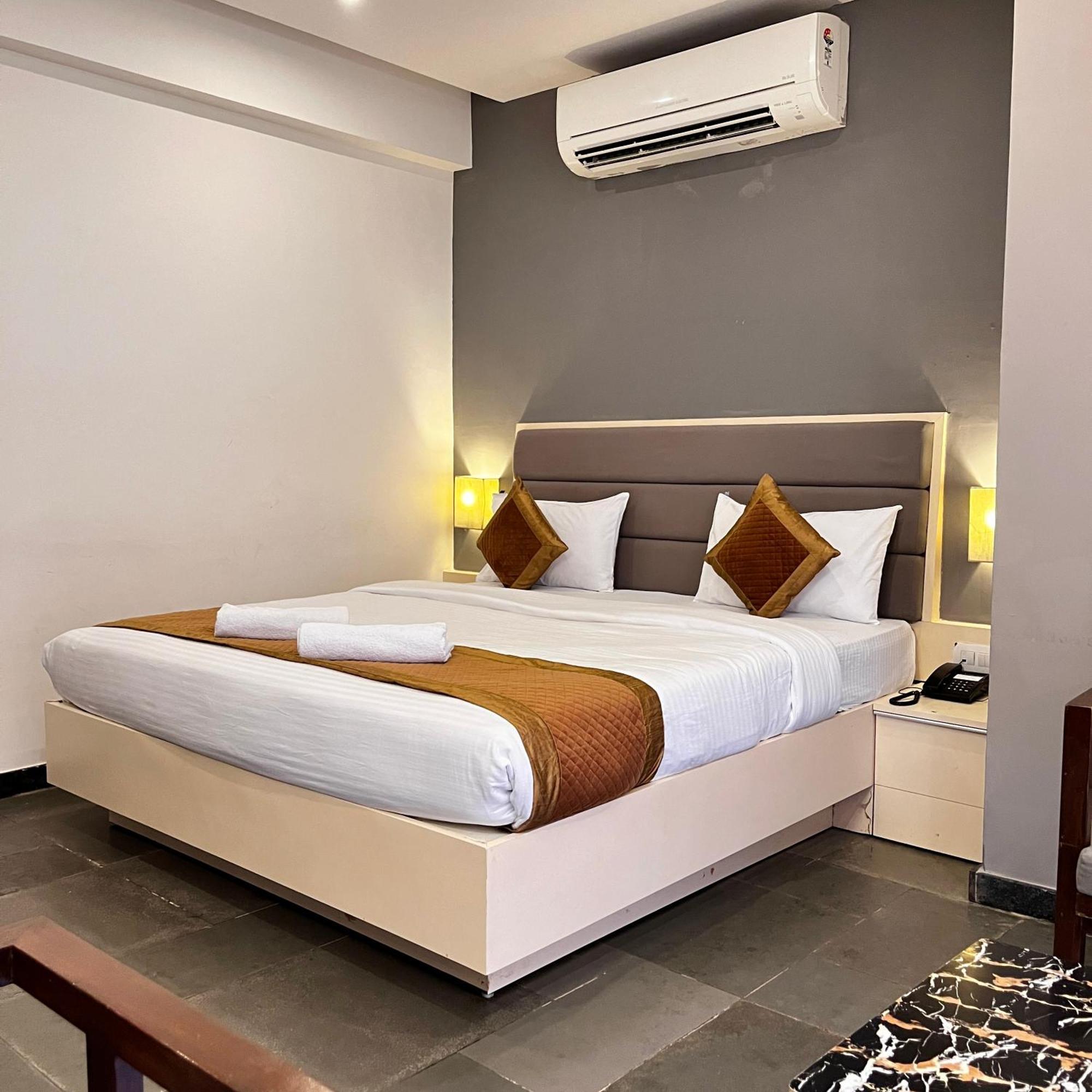Hotel Dwarawata ดาร์วาด ภายนอก รูปภาพ